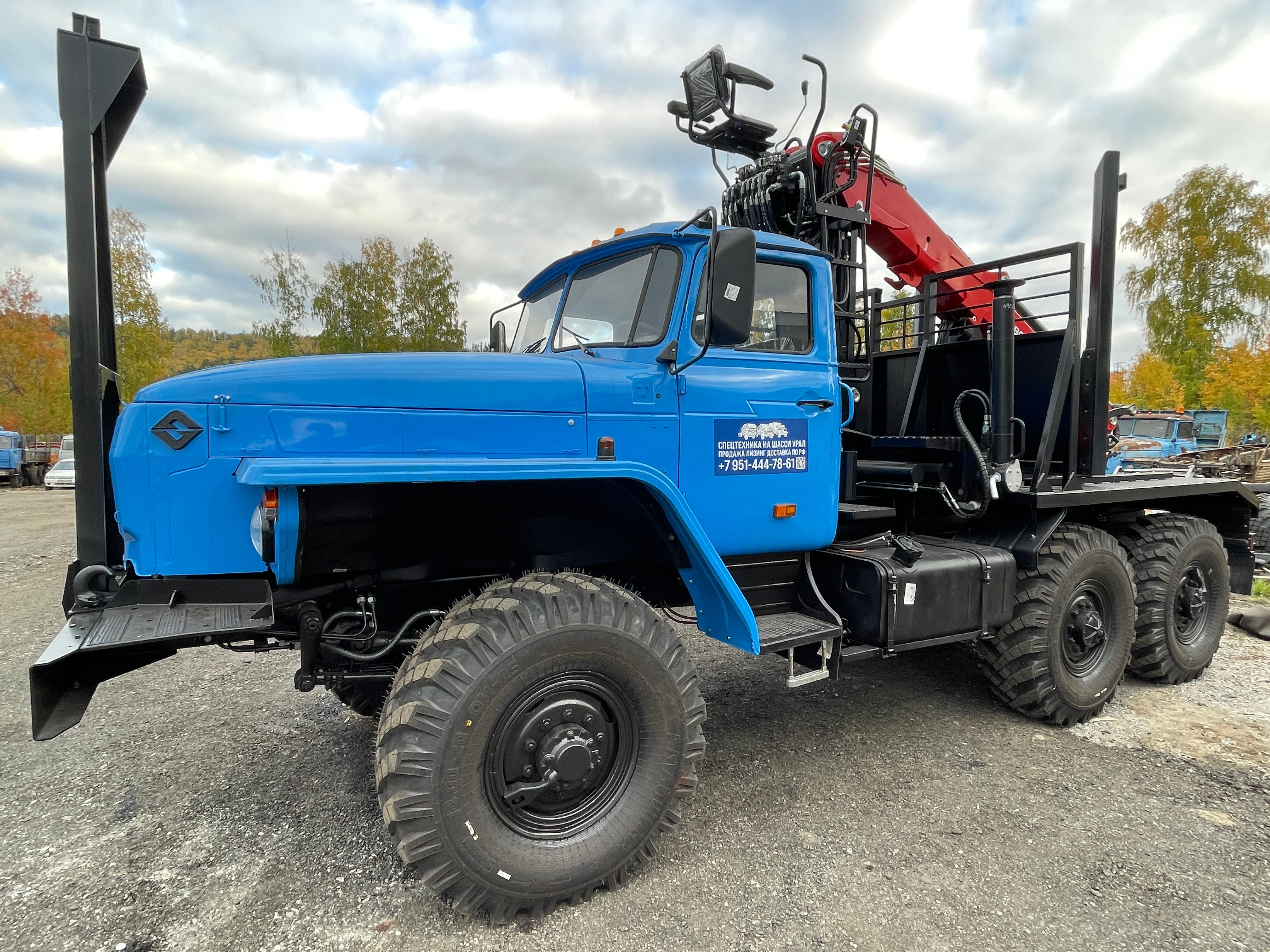 Лесовоз Урал 5557 капремонт 2025 с кму Велмаш 10-74 Лизинг