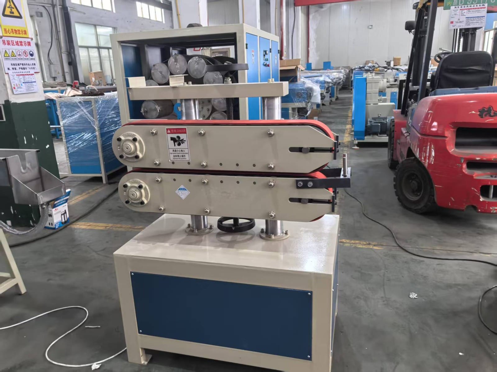 Оборудование для литья и экструзии изделий из ПВХ, ПУ/ТПУ