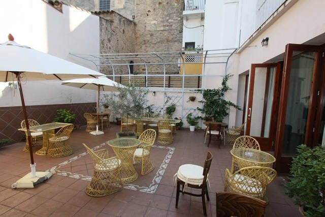 НЕБОЛЬШАЯ ГОСТИНИЦА В ИСПАНИИ — фото 22