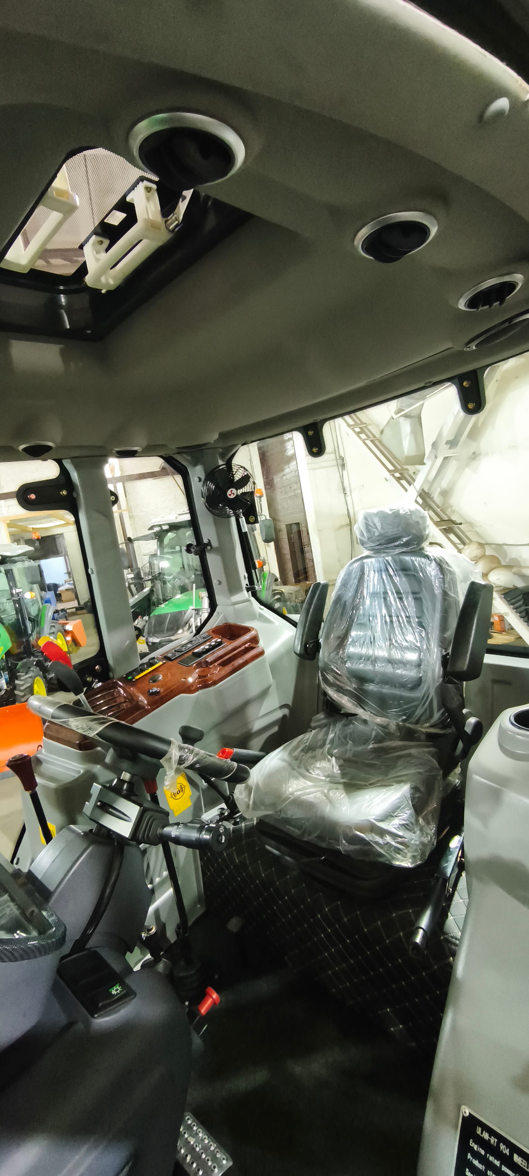 Трактор ULAN-RT 904 — фото 8