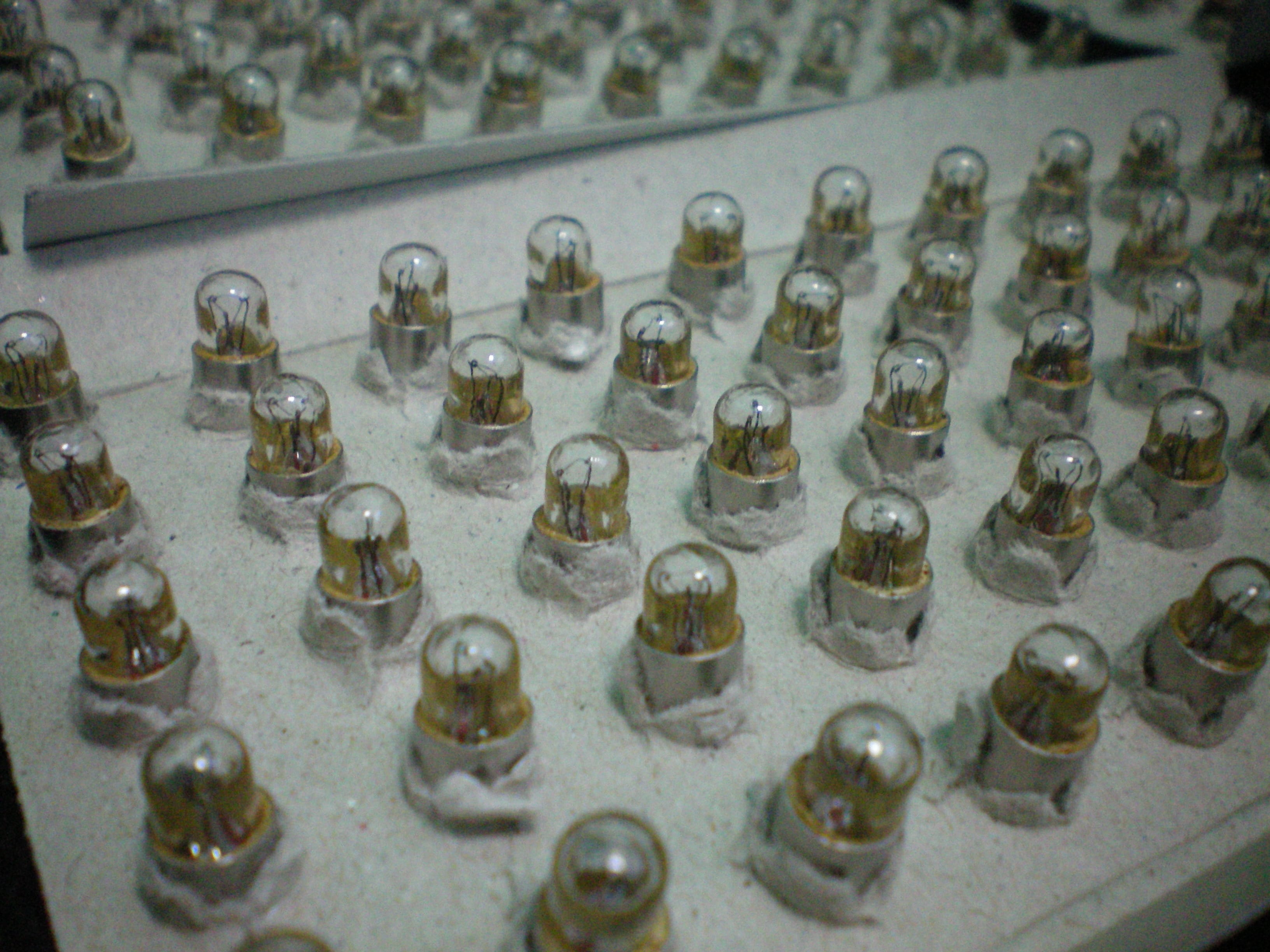 Лампы СМН 6-80-2, СМ 28-5, СМ 6,3-1,4, СМ 28-0,05-1, СМН 6,3-20-2, СМ 28-2,  самолетные — фото 4