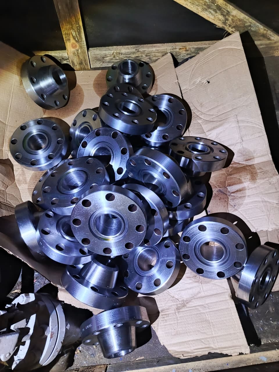 вентиля, клапана, штока, фланцы, арматура КИПиА