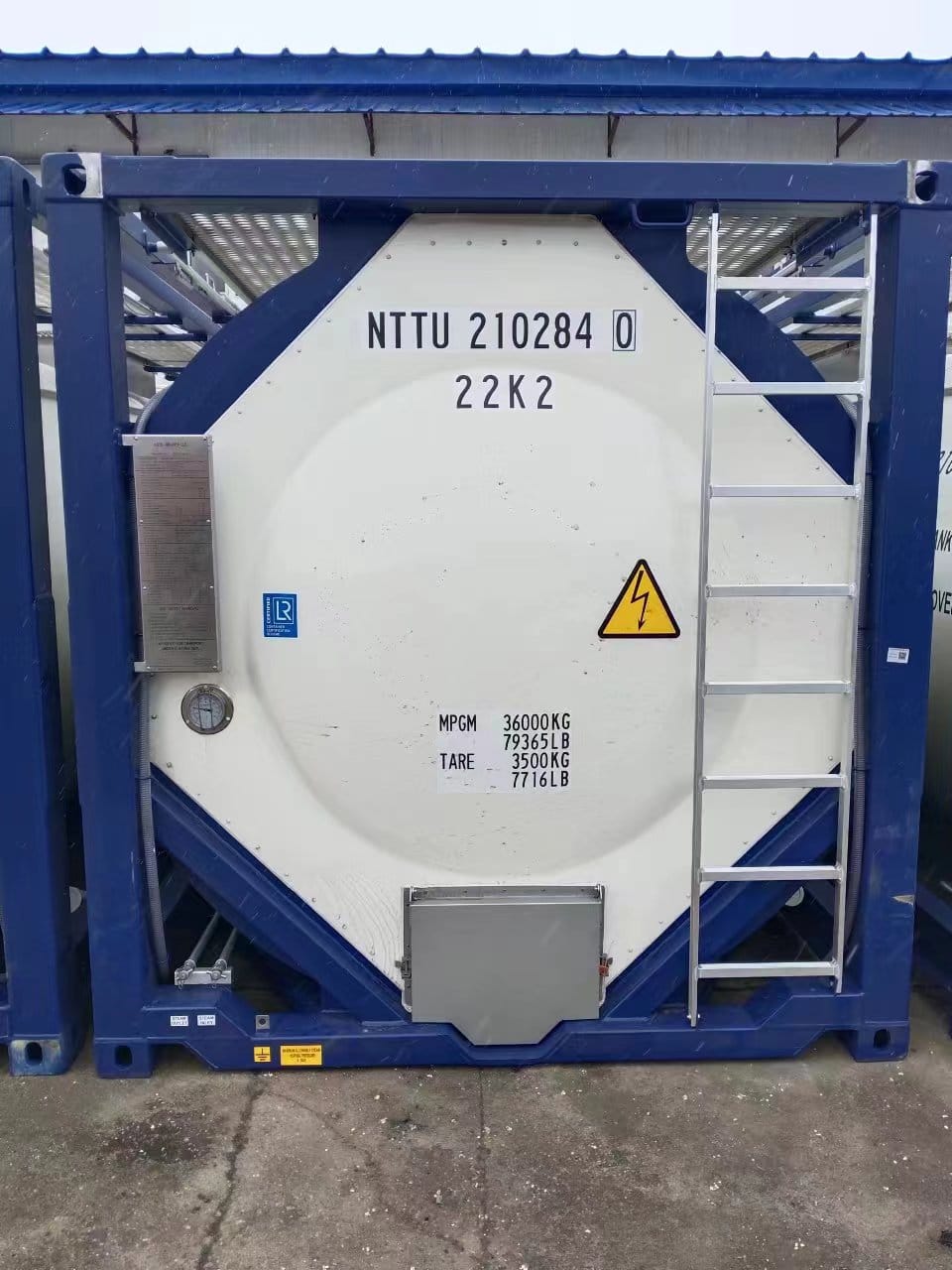 Танк-контейнер тип Т11 объём 21м3 для перевозки растворителей, новый.