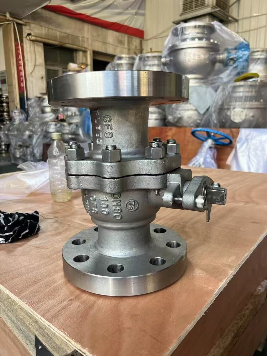 Краны шаровые двухсоставные фланцевые нержавеющие Ру100 Ду80 CF8