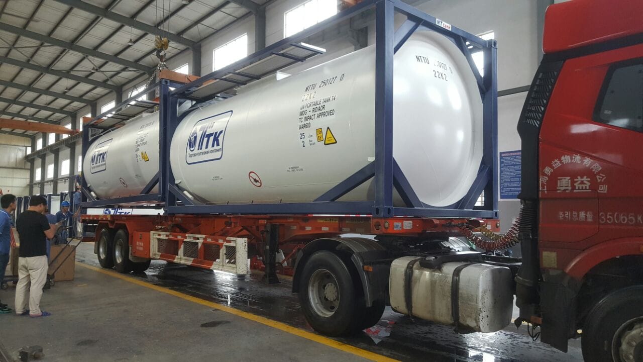 Танк-контейнер объём 25м3 тип Т4, для перевозки бензина, новый — фото 2