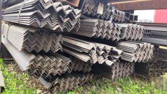 Уголок металлический 50х50х5, 45х45х4 — фото 2