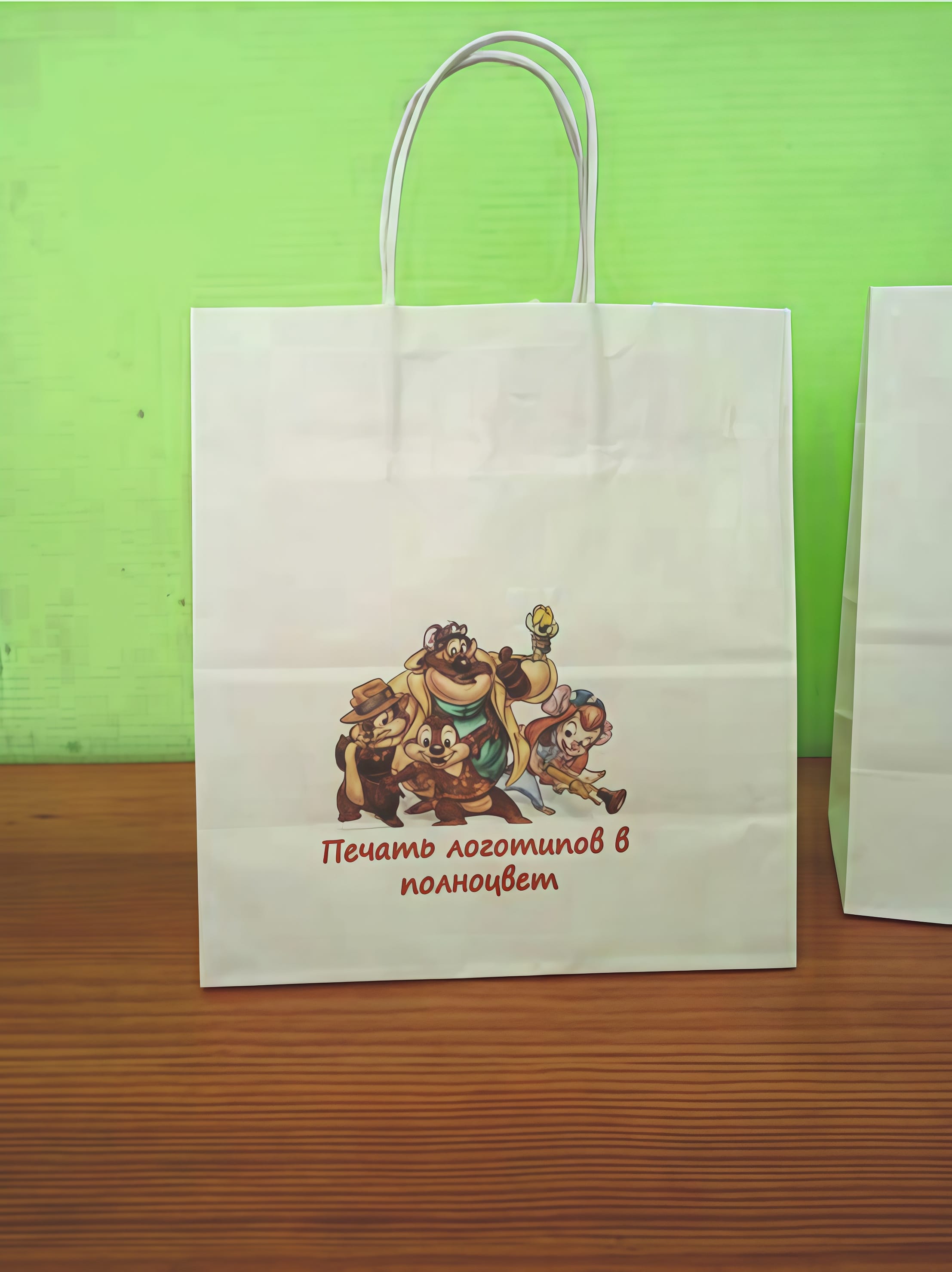 Брендирование на крафт пакетах от 100 шт.