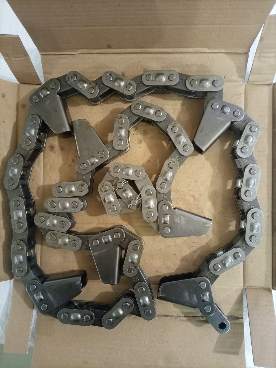 Цепи мысовые (потока) для кукурузных жаток