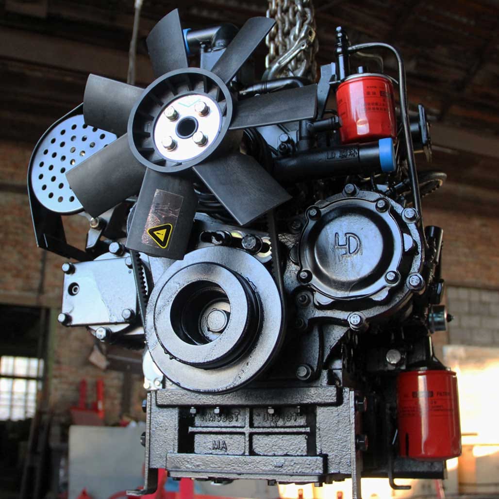 Двигатель дизельный КМ385BT – 47E1 под лепестковую корзину сцепления D=290 мм DongFeng 244