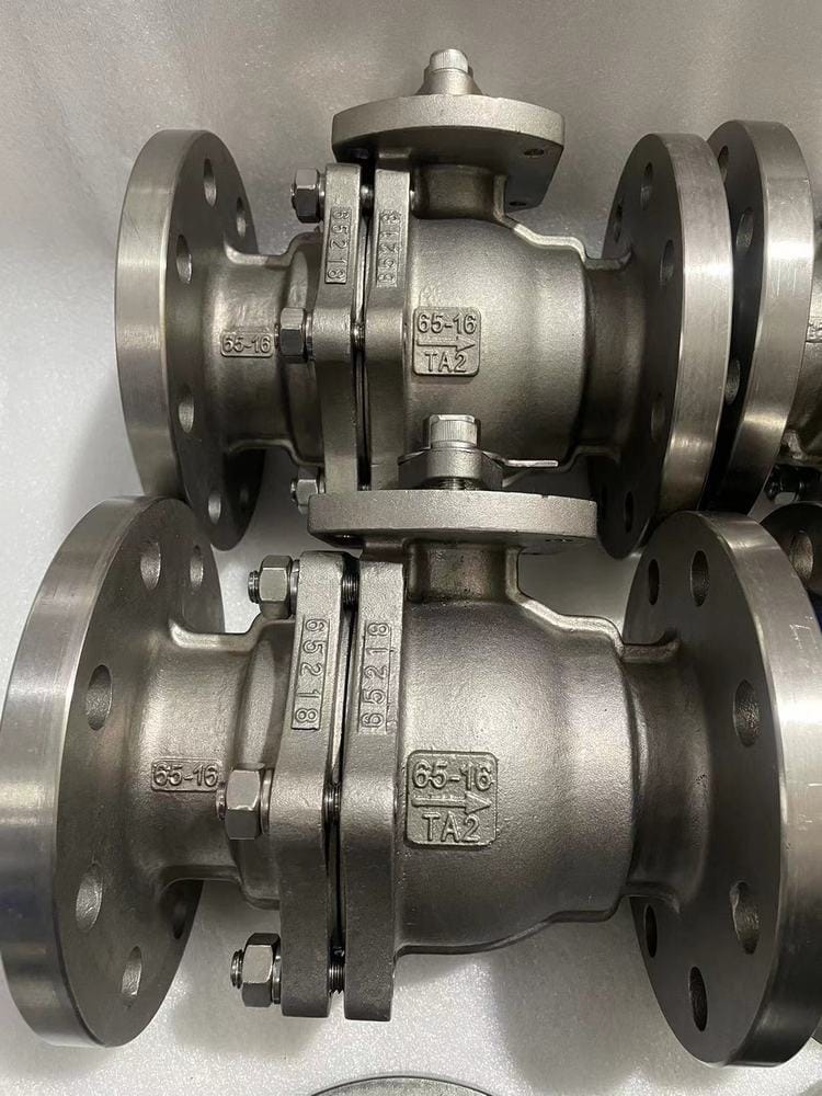 Кран шаровой двухсоставной титановый фланцевый 11тн41п — фото 4