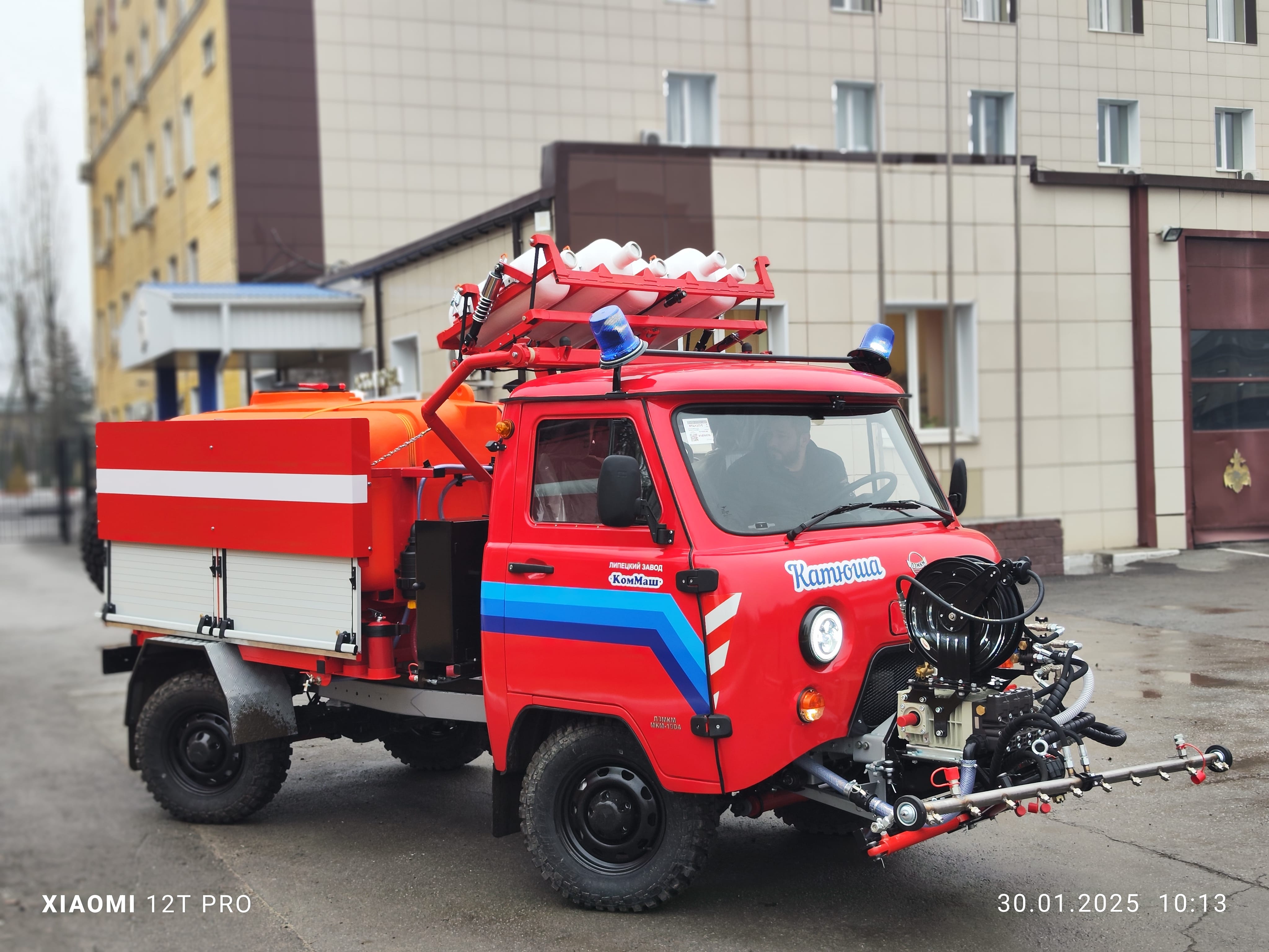 Многофункциональная пожарная машина МПМ-2000 — фото 2