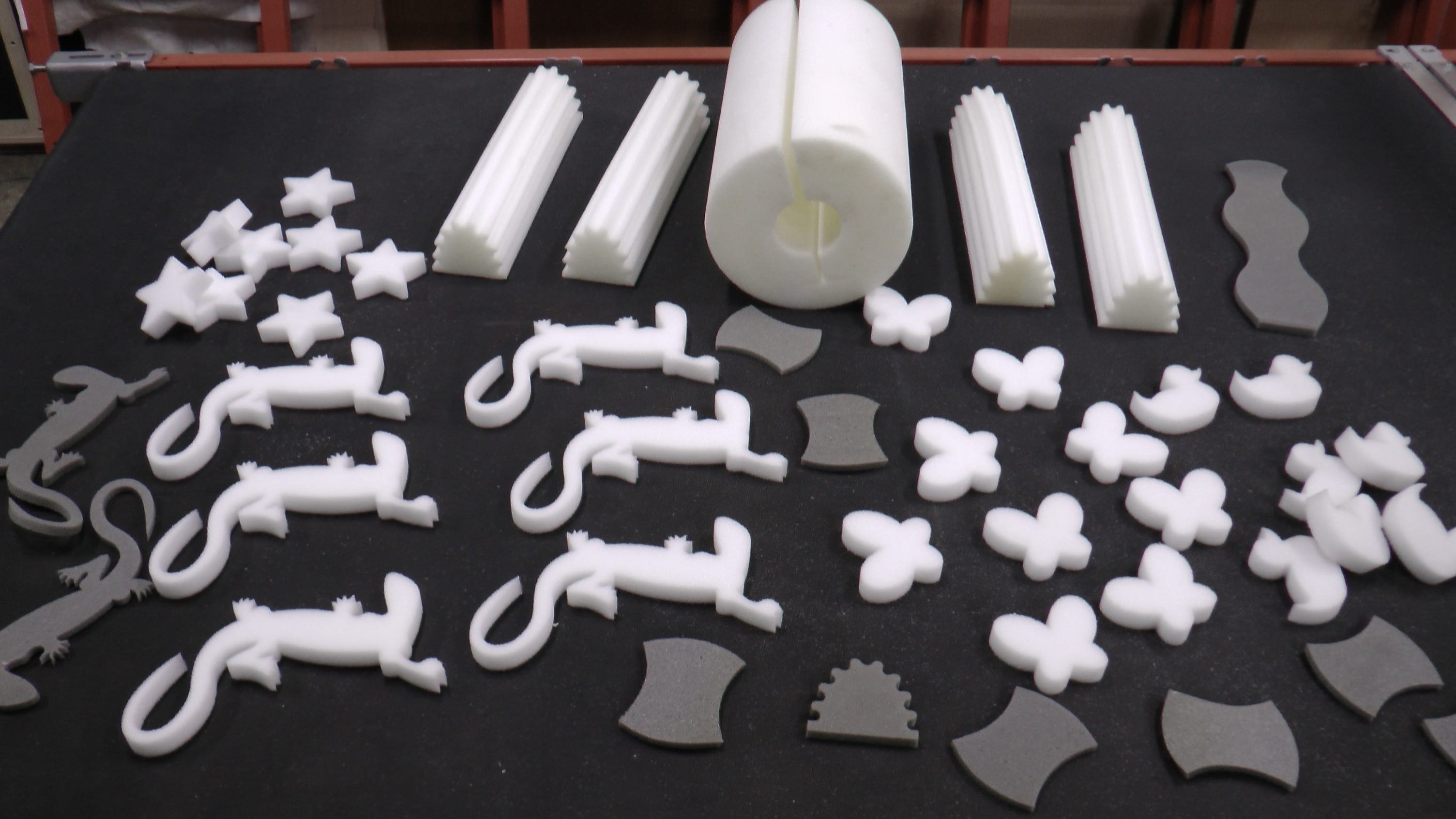 Станки с ЧПУ для резки минплиты,  поролона,  пеностекла и других материалов — фото 6