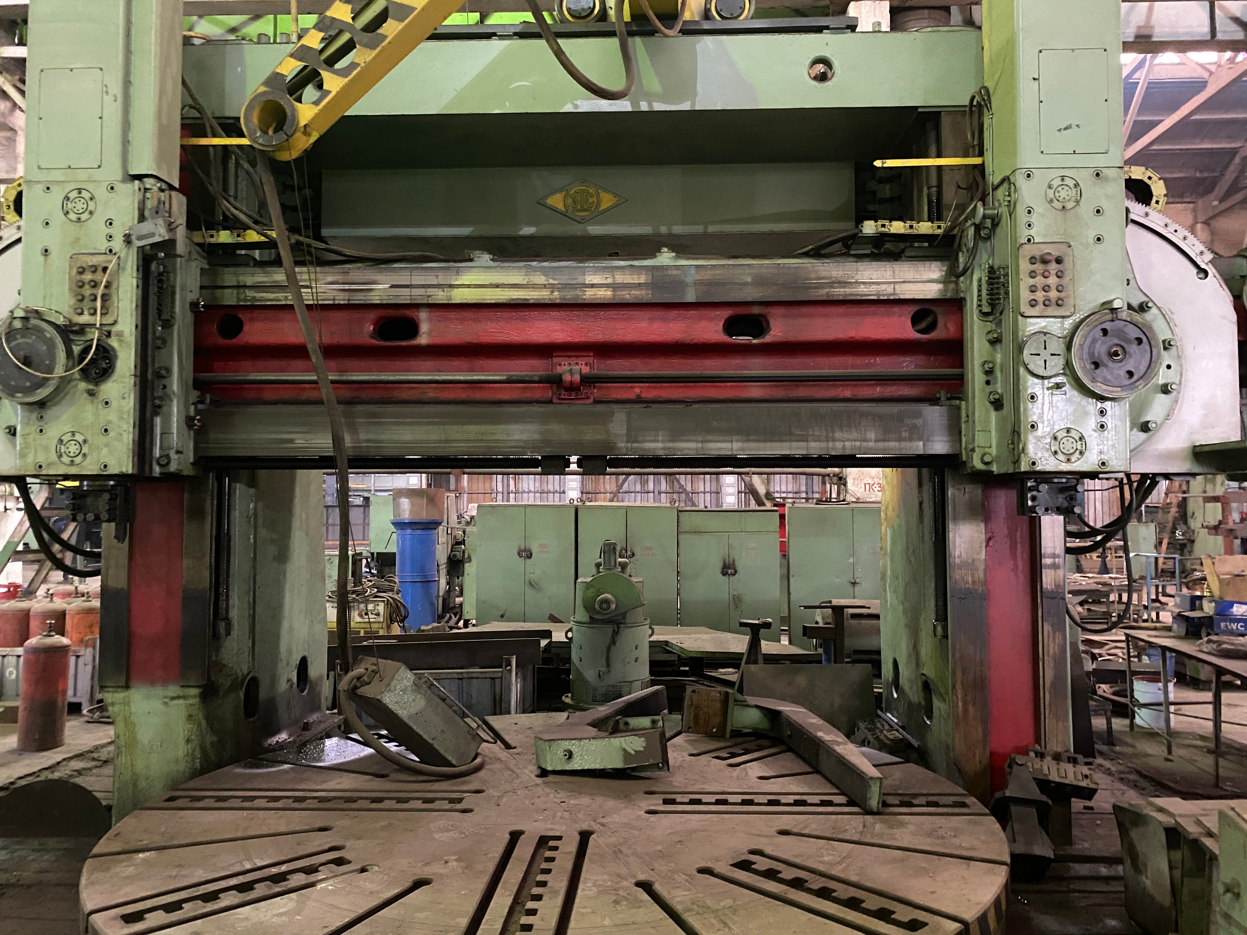 Токарно-карусельный станок 1540