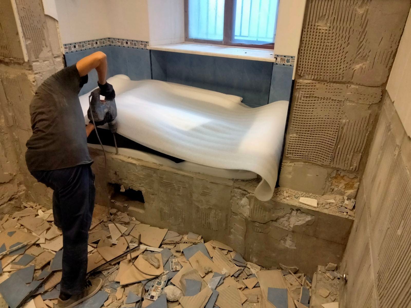 Демонтаж, землянные ,уборка участка,спил дерева  с вывозом мусора Одеса — фото 4