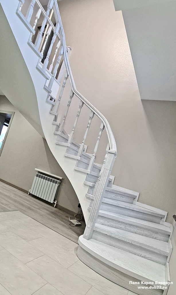 Лестница на второй этаж.Массив берёзы. — фото 8