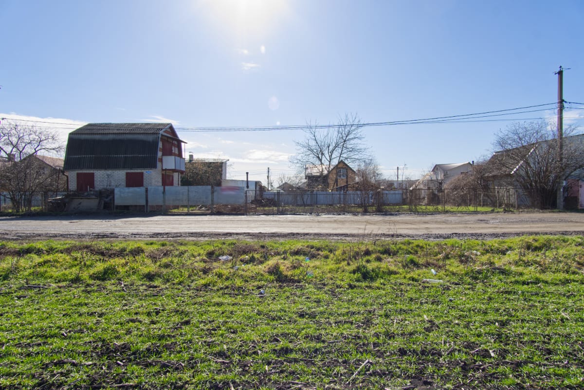 Перспективный участок с широкими возможностями