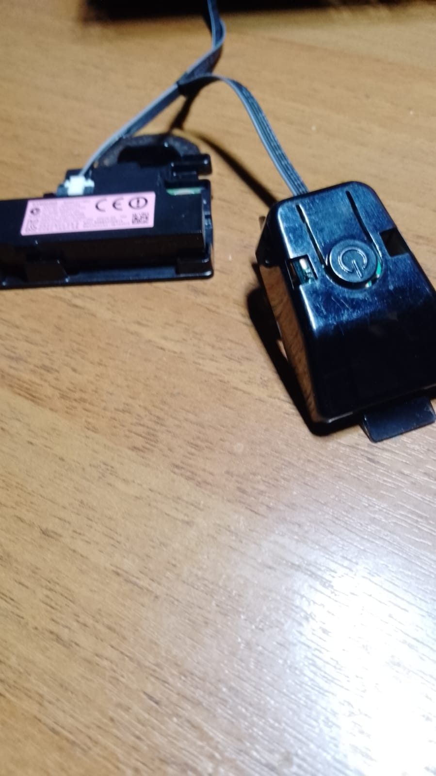 Комплектующие от телевизора Samsung UE32F4500AK — фото 2