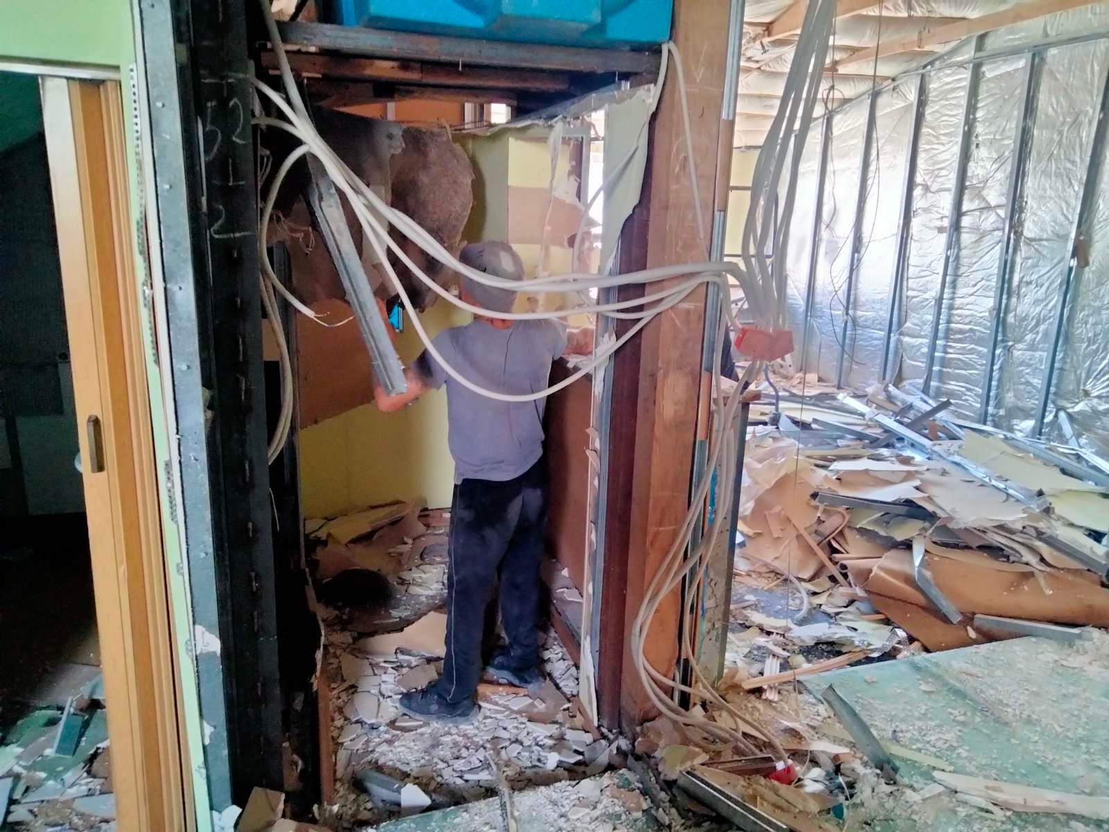 Демонтаж, землянные ,уборка участка,спил дерева  с вывозом мусора Одеса — фото 2