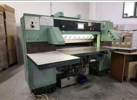 Бумагорезательные машины из Санкт-Петербурга