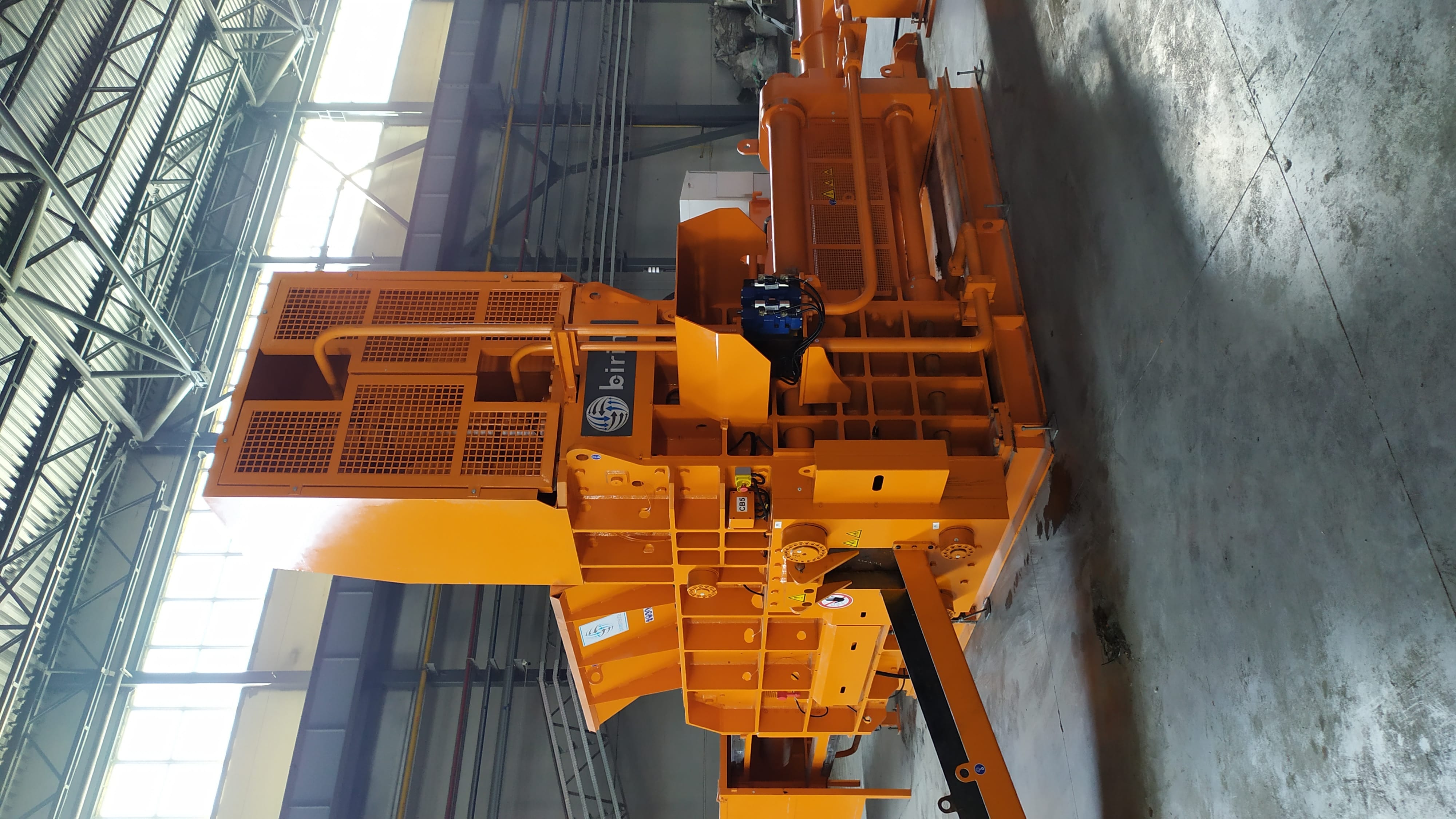 Пресс пакетировочный Leopard для лома, металлических отходов — фото 3