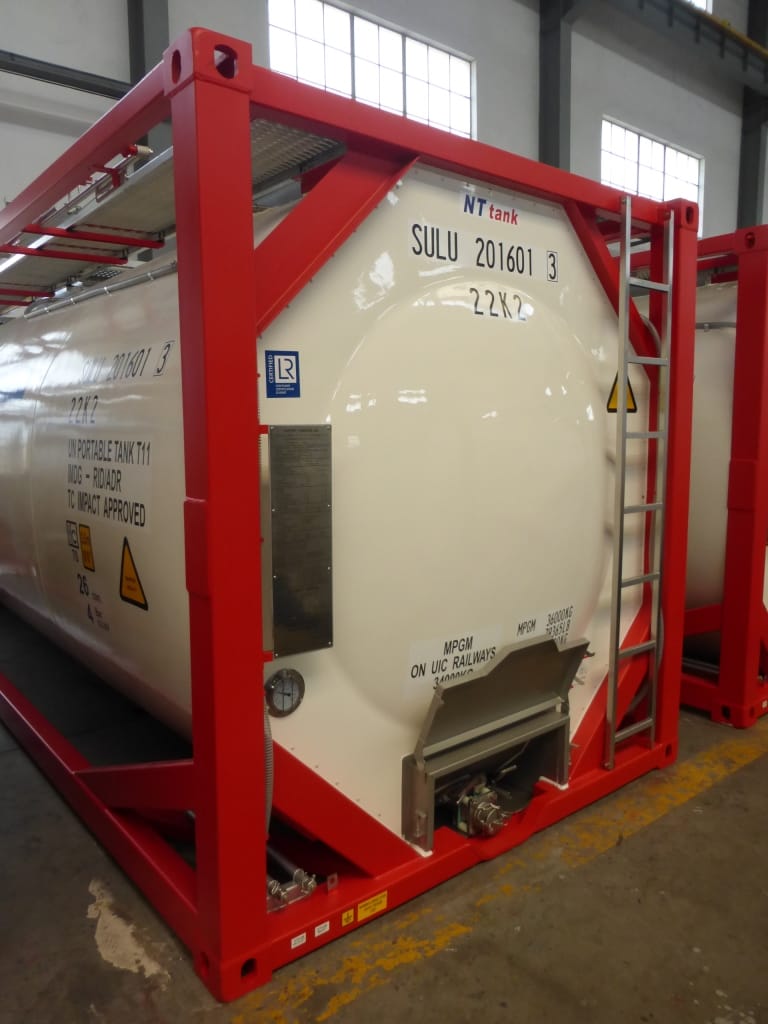 Танк-контейнер тип Т11 объём 25м3 для перевозки жидких реагентов, новый.