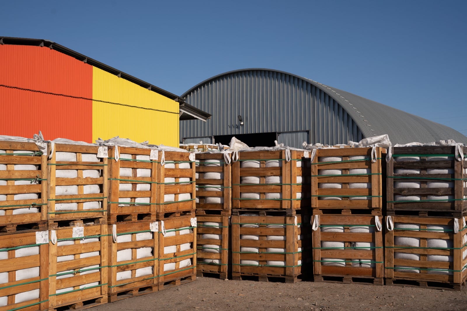 Дорожный битум БНД 100-130 из Ангарска на экспорт в Монголию