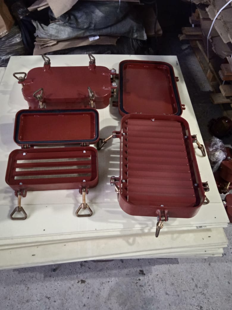 Крышки вентиляционные водогазонепроницаемые стальные