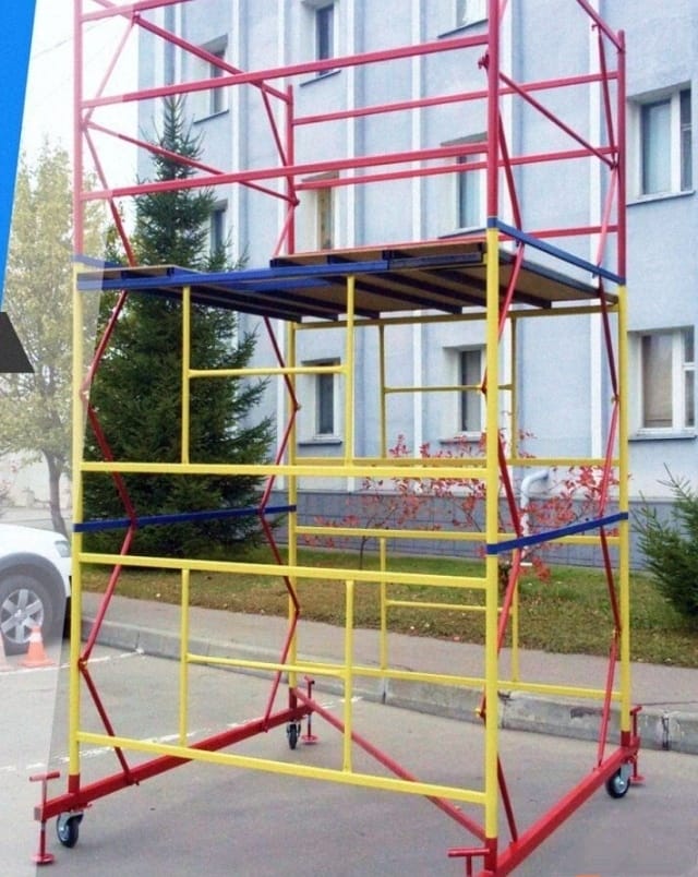 Строительные леса, рамные, бетоносмеситель