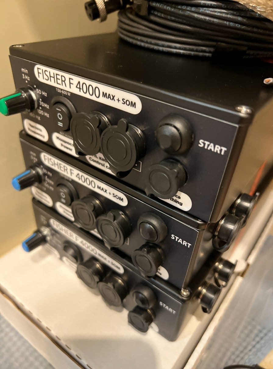 Электронная приманка для отлова и гона рыбы Fisher F 4000 — фото 7