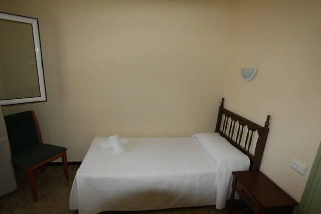 НЕБОЛЬШАЯ ГОСТИНИЦА В ИСПАНИИ — фото 13