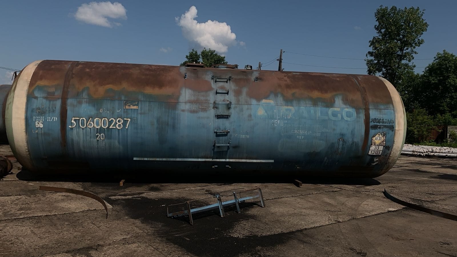 Железнодорожные цистерны (котлы б/у) модели 15-1547