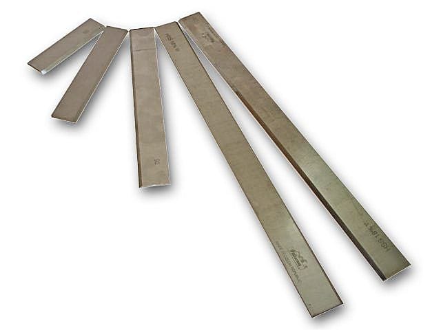 Заточка плоских строгальных ножей.