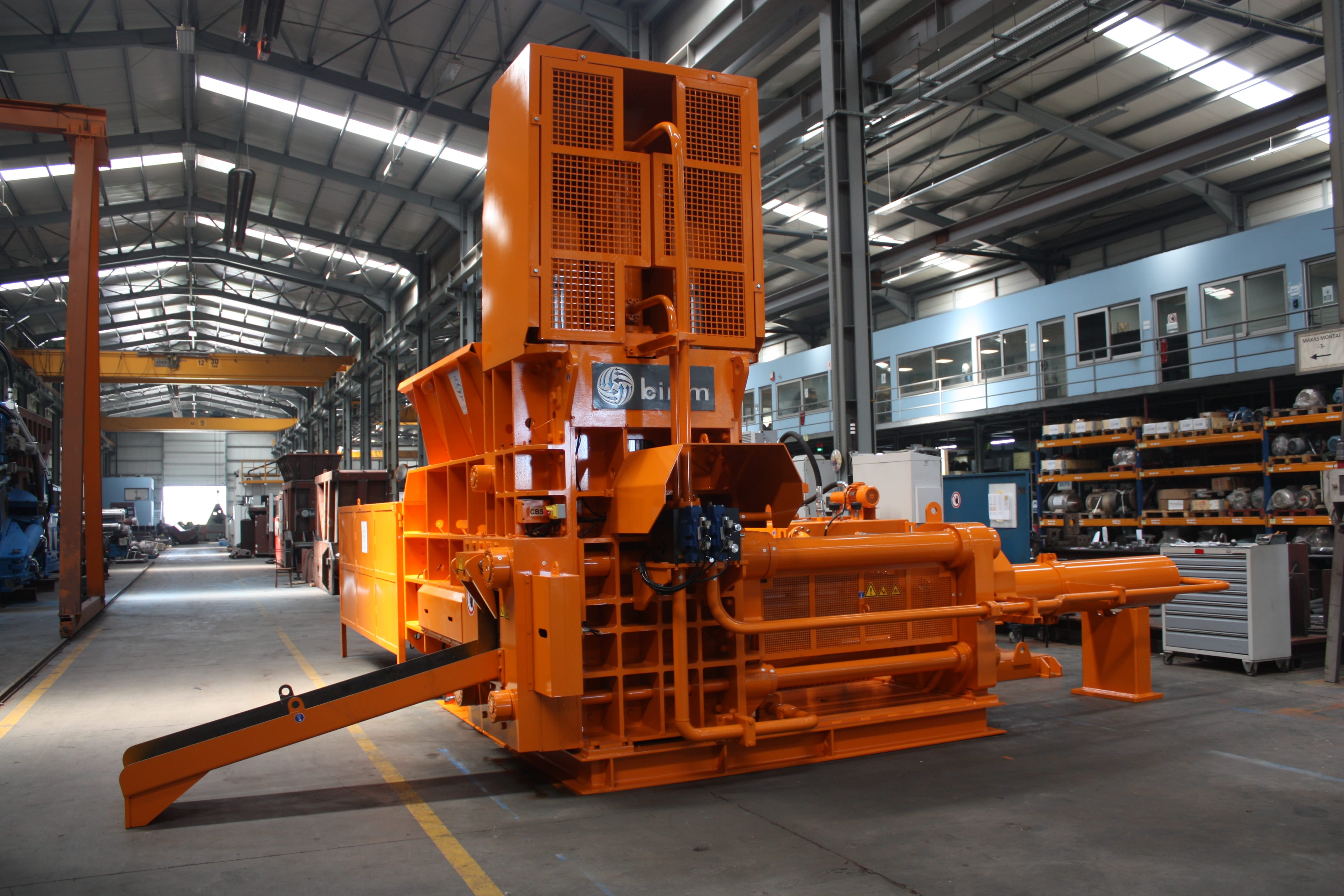 Пресс пакетировочный Leopard для лома, металлических отходов